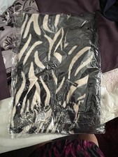 Cashmere Poncho, Brand New One