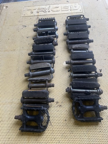 Vintage bike pedals - vintage, pedals.
