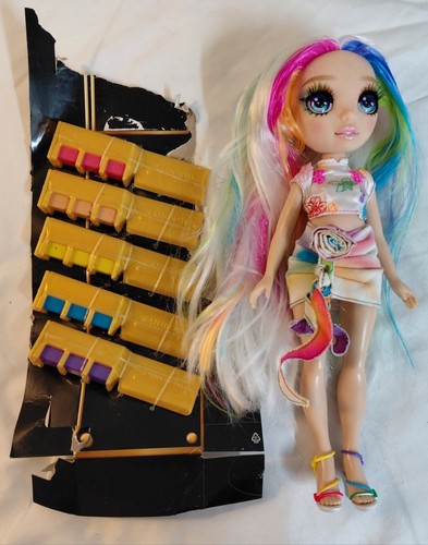Rainbow high amaya raine - amaya,