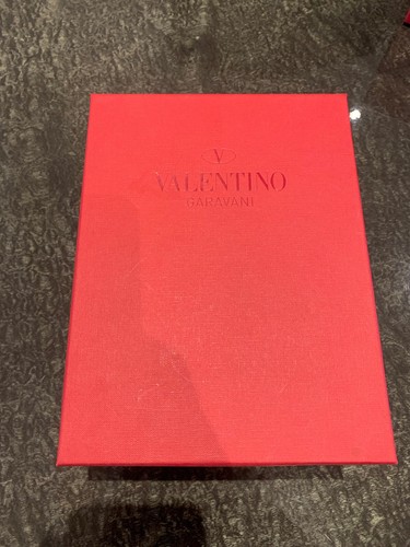 Valentino garavani empty gift - empty,