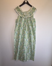 Vintage handmade floral - floral, night