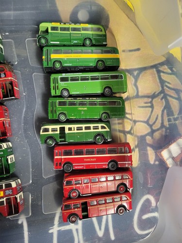 Single decker buses various - 8,