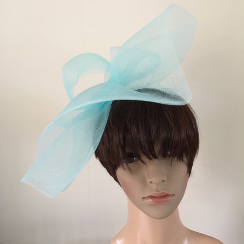 Light turquoise blue - light,