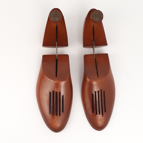 Vintage florsheim wooden shoe - florsheim,