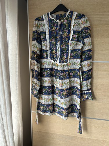 Vintage 1960s 1970s flower - vintage, /