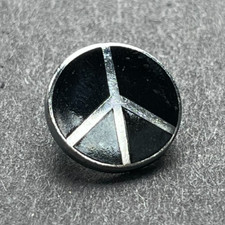 CND Campaign Pin Badge