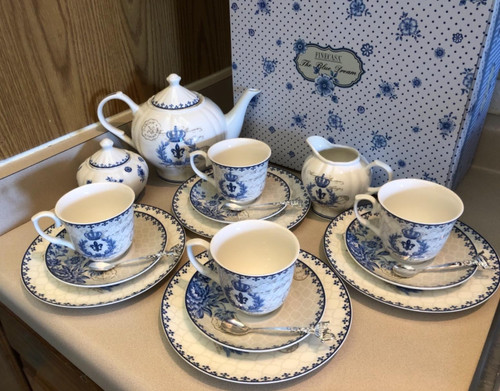 English porcelain tea set - tea, blue