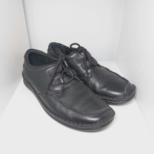 Arbitro black leather