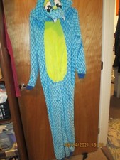 WOMAN'S DRAGON PAJAMAS MEDIUM