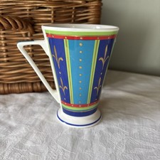 Wren Renaissance Art Deco Style Mug Cup Fine Bone China England fleur-de-lys