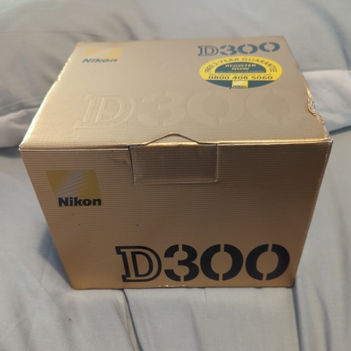 Nikon d300 box - d300, only