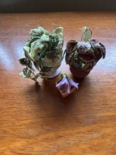 Dolls House 2 x Garden Planters with Large Plants and Pot Plant. 1:12