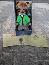 Compare the Meerkat Maiya