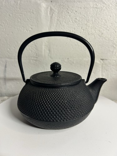 Authentic iwachu japanese - iwachu, cast