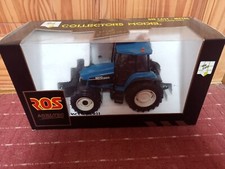  Ros Agri Tec Model 1:25 Tractor   Holland 8970 Tractor britains 
