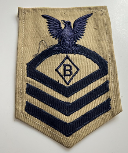 Navy unidentidfied chief - us,