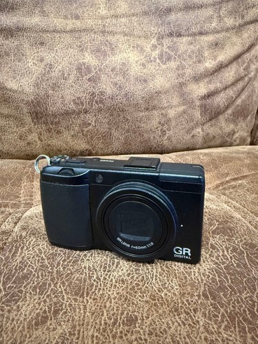 Ricoh digital iii black - ricoh,
