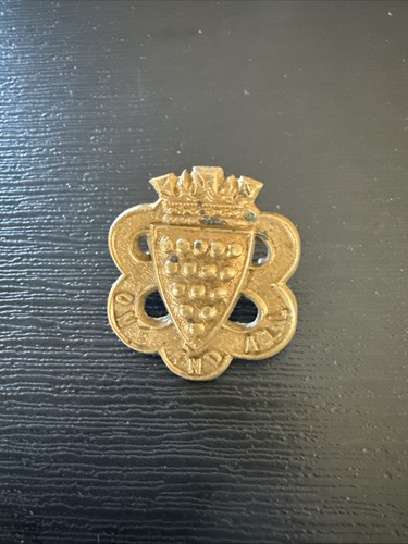 Military cap badge - military, duke