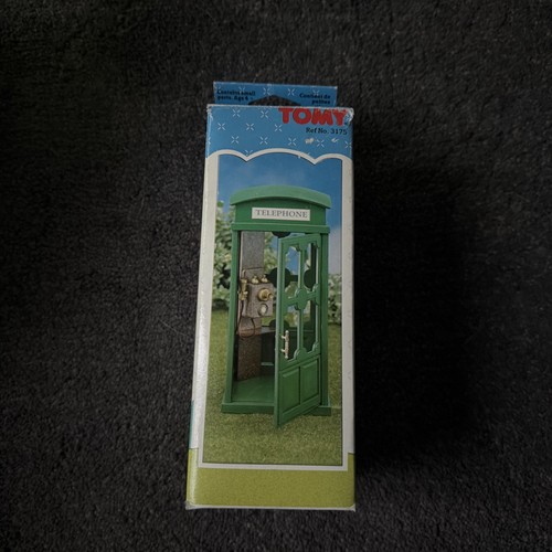 Sylvanian families phone box - families,