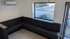 corner bench seating
