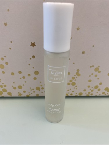Lancome paris tresor - paris, love