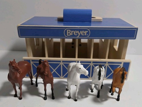 Breyer farms wooden carrying - breyer,