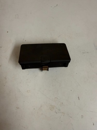 Corsa ash tray centre - c,