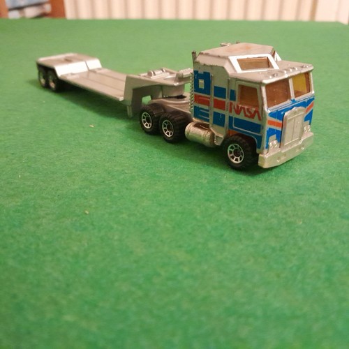 Matchbox kenworth nasa low bed - low,