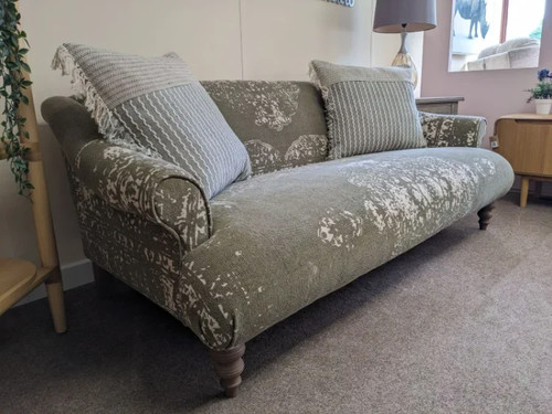Showroom clearance tetrad - clearance,
