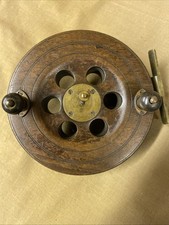 Vintage Scarborough type Wooden Centre Pin Fishing Reel 6” Dia