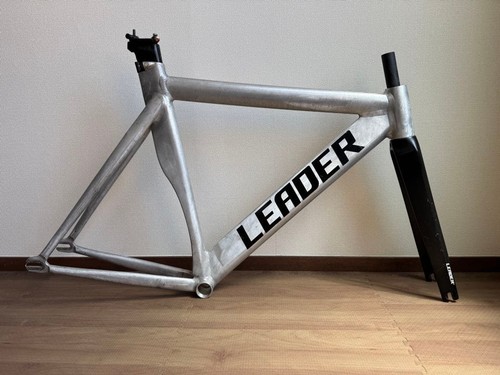 Leader 735tr size 2015 paint - size,