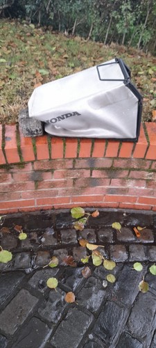 Honda lawn mower grass bag - honda, bag,box