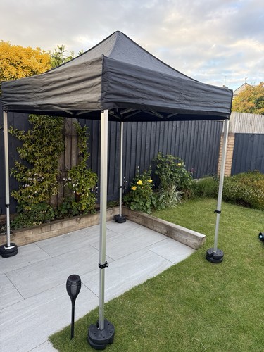 Black pop up gazebo - 2m,