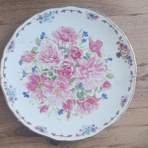 Royal albert roses - royal,