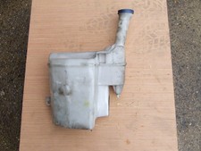 Peugeot 107 washer bottle