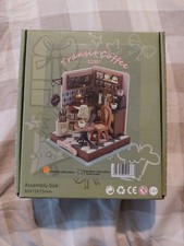 DIY Miniature Dollhouse Kit -
