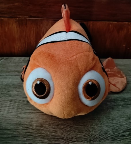 Disney finding nemo - finding, 10