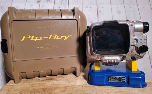 Fallout weathered pip boy - fallout,