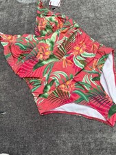 MAGISCULPT SWIMSUIT size 18