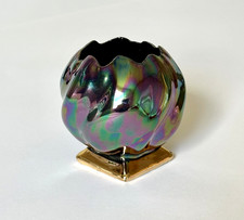 Art Deco Iridescent Black