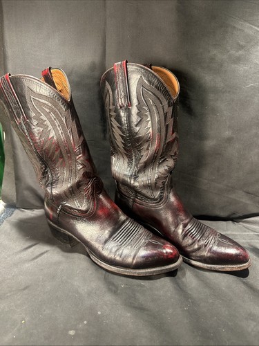 Ships free lucchese 2000 - ships,