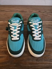 Fuego Green Jade Low Top Dance Sneakers Men’s 6.5/Women’s 7.5