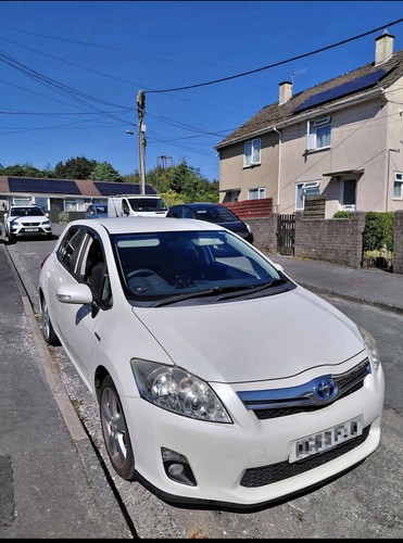 Toyota auris hybrid excel - toyota,