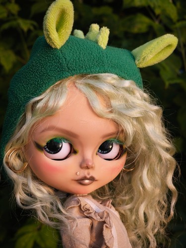 Blythe doll custom - blythe,