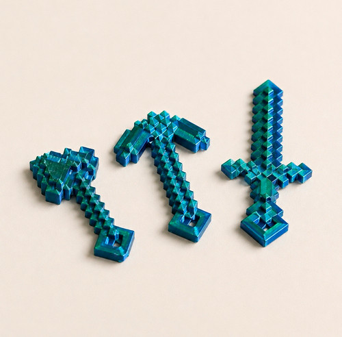 Minecraft pixelated sword - pixelated,