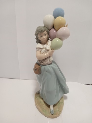 Lladro vtg figurine balloon - vtg,
