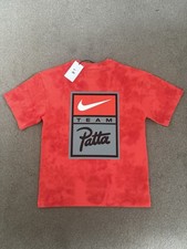 Nike Patta Tshirt Red - Size
