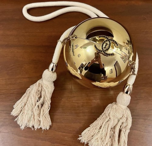 Chanel gold metal round - chanel,