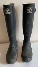 Woodland Waterproof Country Boots with A Buckle Detail Size Uk 6
