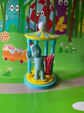 In The Night Garden Iggle Piggle with Gazebo - Ideal Cake Topper/Decorations!